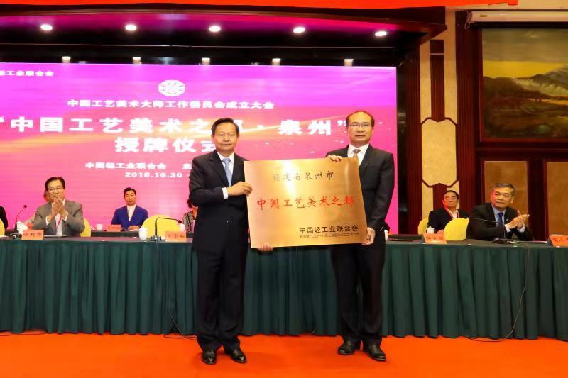 微信图片_20181030135413.jpg 微信图片_20181030135413.jpg