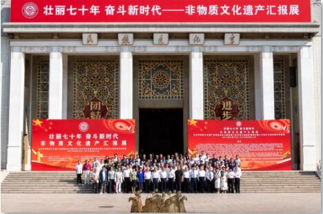 C:\Documents and Settings\Administrator\桌面\壮丽七十年奋斗,非遗展\QQ截图非遗展5.jpg C:\Documents and Settings\Administrator\桌面\壮丽七十年奋斗,非遗展\QQ截图非遗展5.jpg