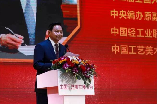 C:\Documents and Settings\Administrator\桌面\人民日报报到19年工美博览会\QQ截图1-2.jpg C:\Documents and Settings\Administrator\桌面\人民日报报到19年工美博览会\QQ截图1-2.jpg