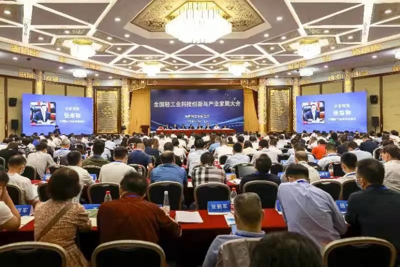 图1.jpg 图1.jpg
